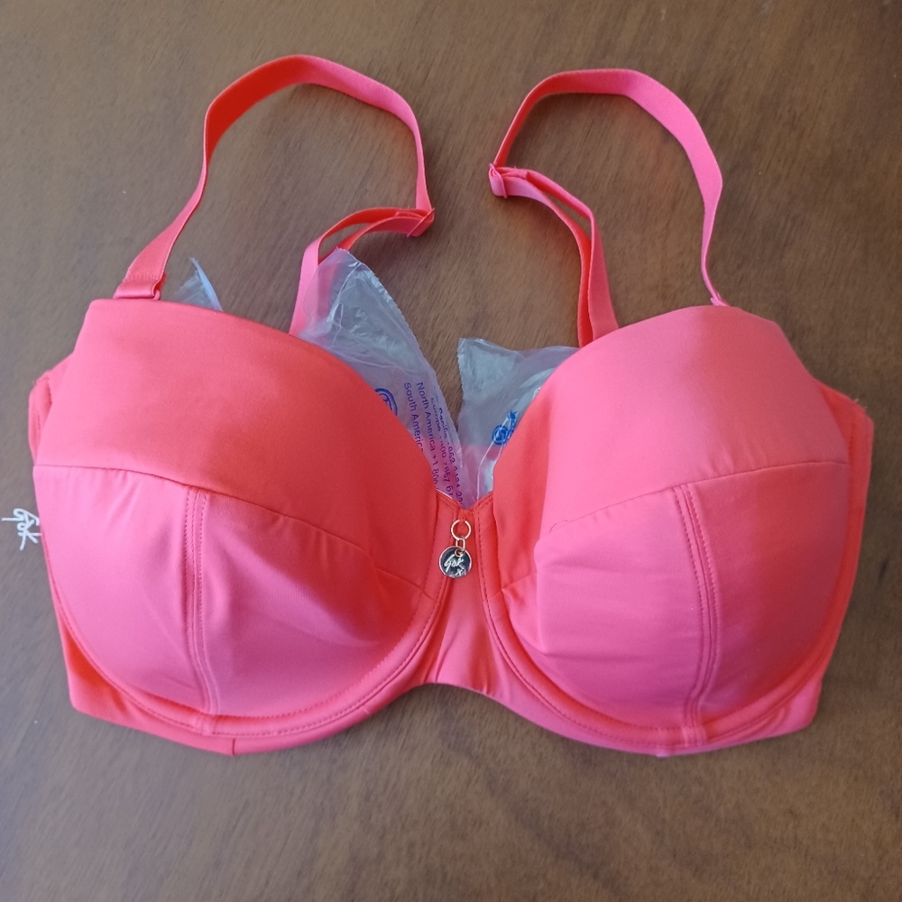 Gok Wan Convertable / strapless Bra